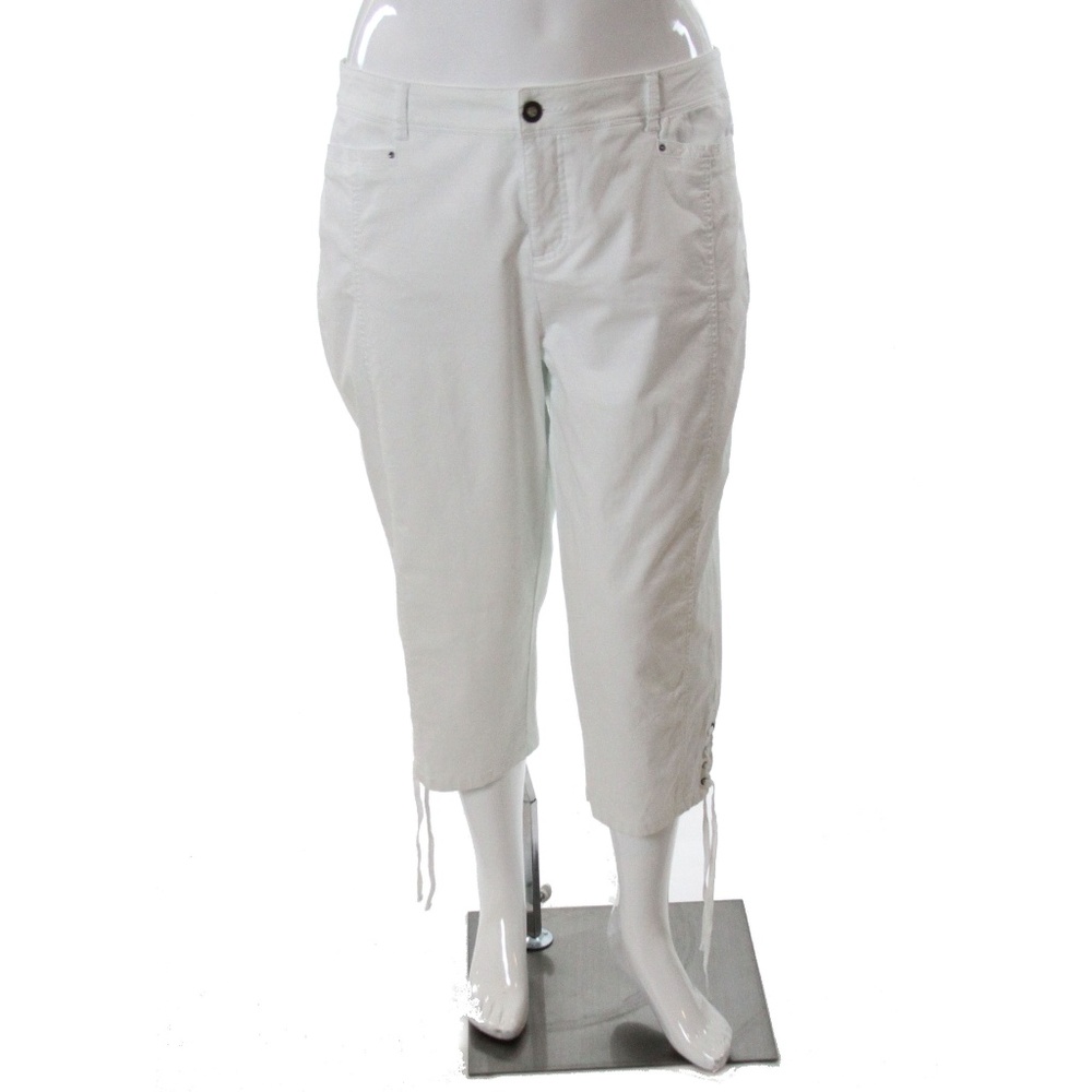 Style&Co Plus Size Mid Rise Capris White 18W